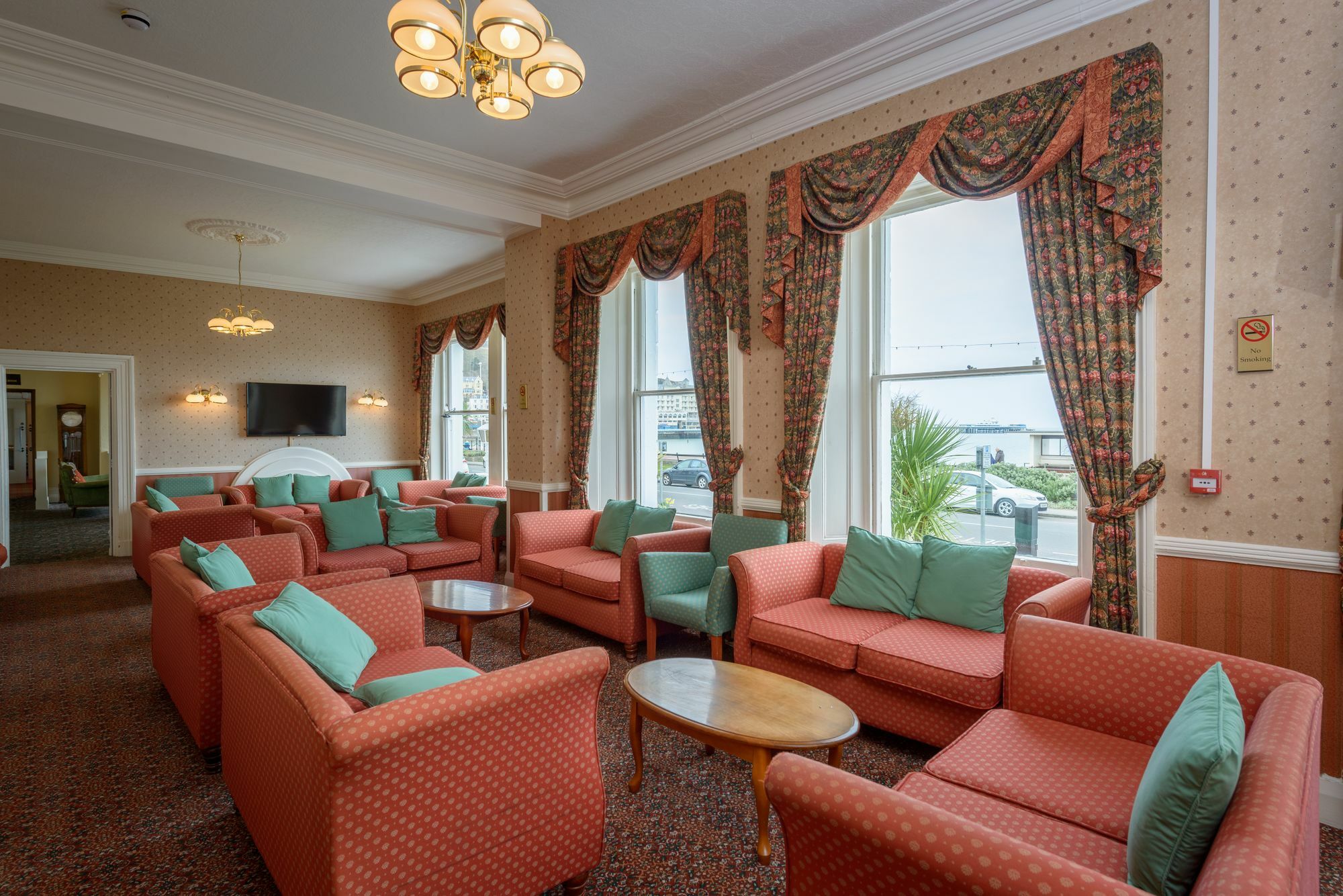 Somerset Hotel لاندودنو المظهر الخارجي الصورة